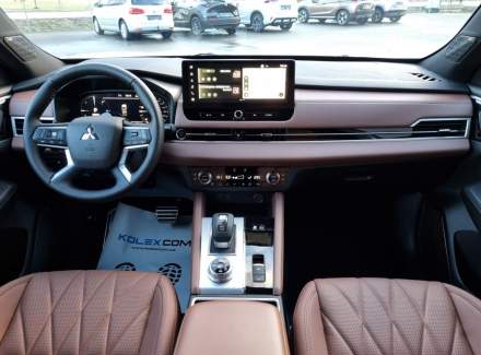 Mitsubishi - Outlander