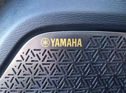 Mitsubishi - Outlander