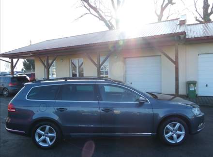 Volkswagen - Passat