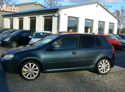 Volkswagen - Golf