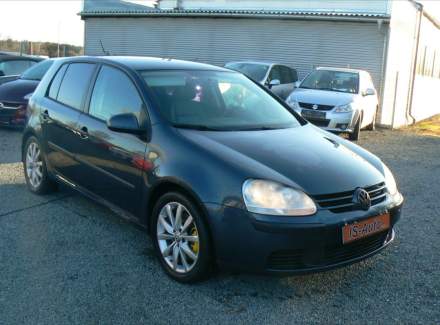 Volkswagen - Golf
