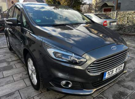 Ford - S-MAX
