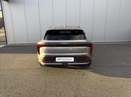 Kia - K4