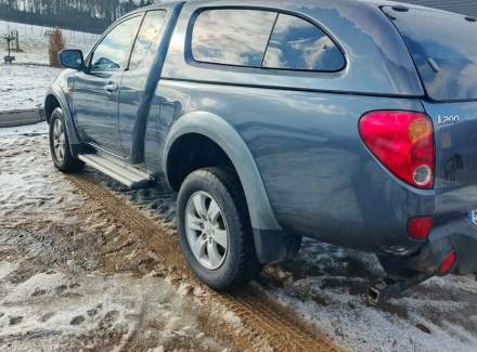 Mitsubishi - L 200