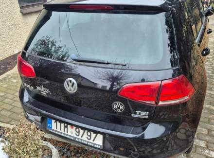 Volkswagen - Golf