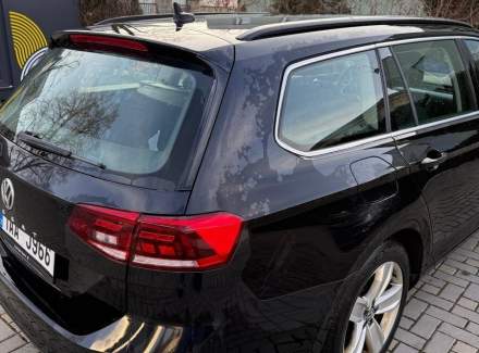 Volkswagen - Passat