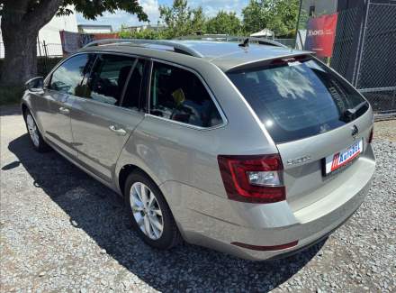 Škoda - Octavia