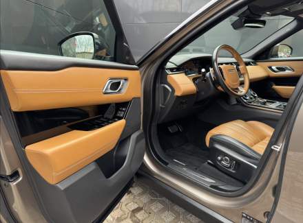 Land Rover - Range Rover Velar