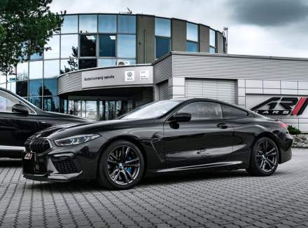 BMW - M8