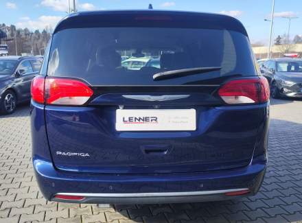 Chrysler - Pacifica