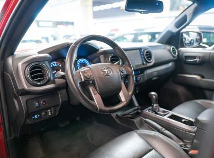 Toyota - Tacoma