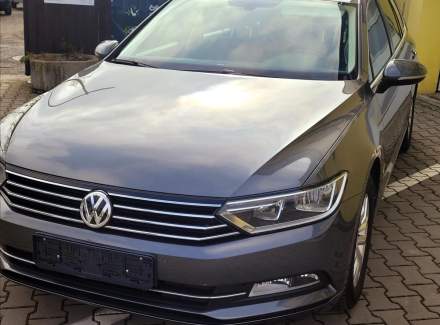 Volkswagen - Passat
