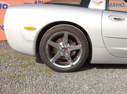 Chevrolet - Corvette