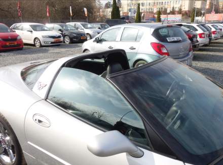 Chevrolet - Corvette