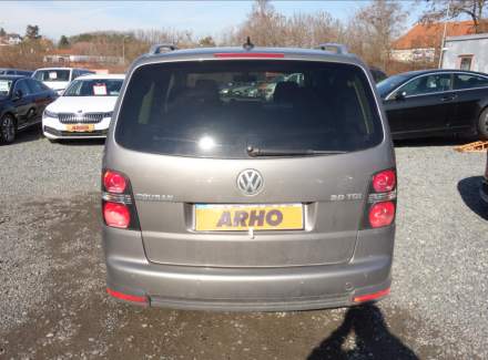 Volkswagen - Touran