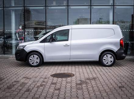 Nissan - Townstar
