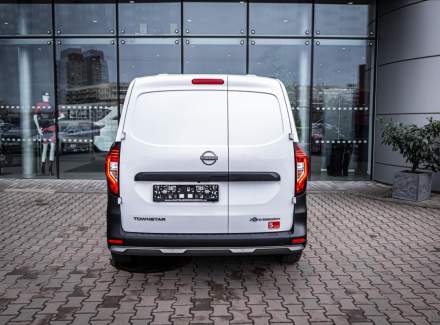 Nissan - Townstar