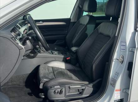 Volkswagen - Passat