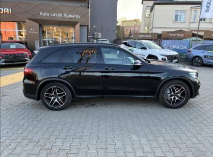 Mercedes-Benz - GLC
