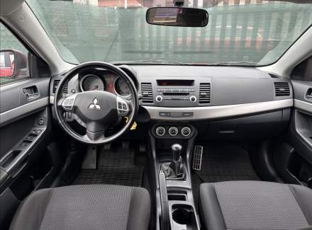 Mitsubishi - Lancer