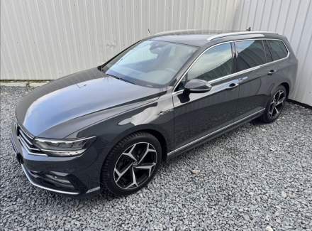 Volkswagen - Passat