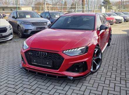 Audi - RS 4