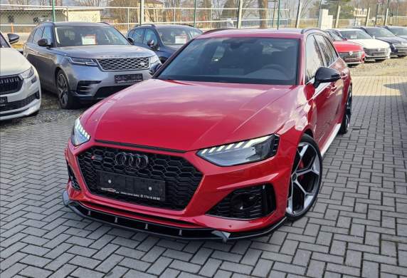 Audi - RS 4