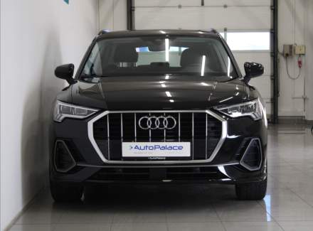 Audi - Q3