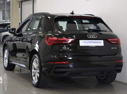 Audi - Q3