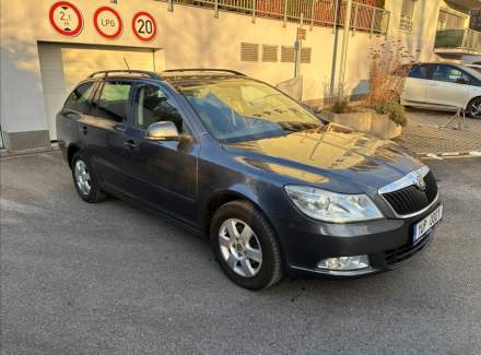 Škoda - Octavia