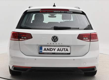 Volkswagen - Passat