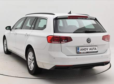 Volkswagen - Passat