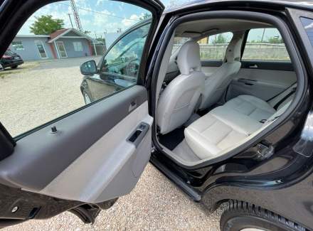Volvo - S40