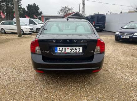 Volvo - S40