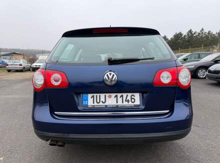 Volkswagen - Passat