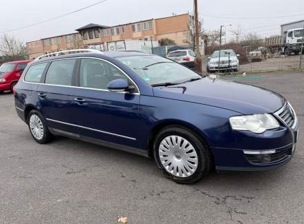 Volkswagen - Passat