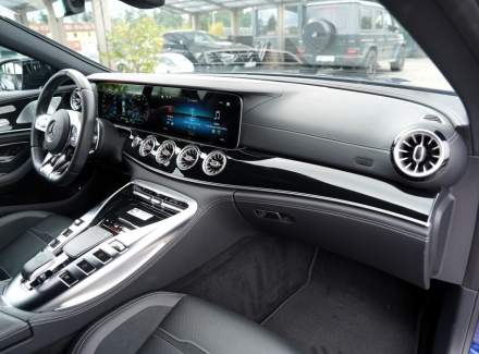 Mercedes-Benz - AMG GT