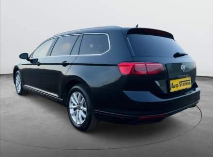 Volkswagen - Passat
