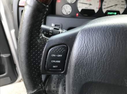 Jeep - Grand Cherokee