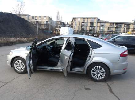 Ford - Mondeo