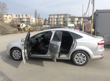 Ford - Mondeo