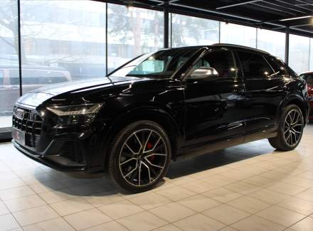 Audi - SQ8