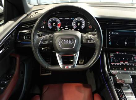 Audi - SQ8