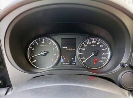 Mitsubishi - Outlander