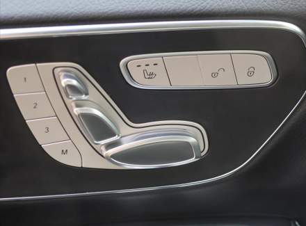 Mercedes-Benz - V-class