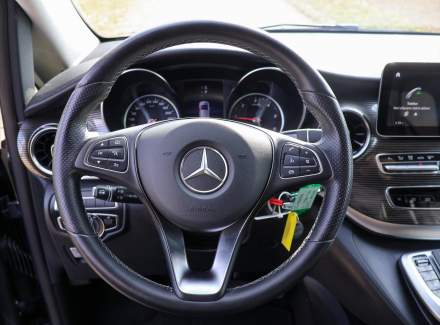 Mercedes-Benz - V-class