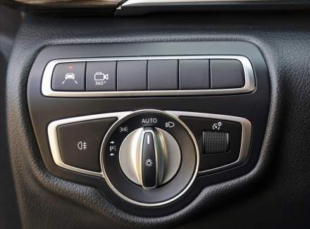 Mercedes-Benz - V-class