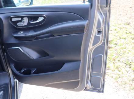 Mercedes-Benz - V-class