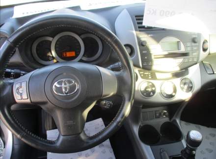 Toyota - RAV 4