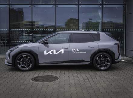Kia - EV4